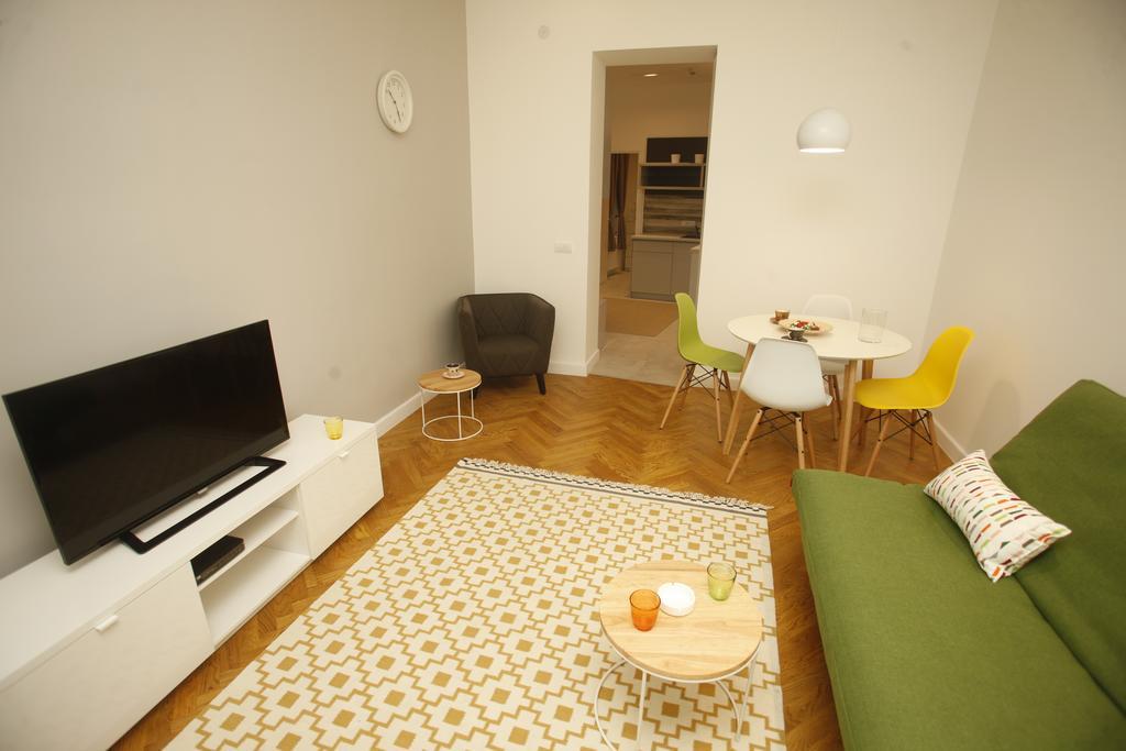 Tramvaj Apartments เบลเกรด ภายนอก รูปภาพ